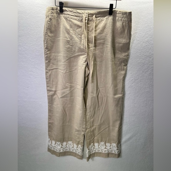 Talbots Linen Embroidered Capri Pants Womens 12 Wide  Leg Floral Soft Cute 2041 - Picture 1 of 10